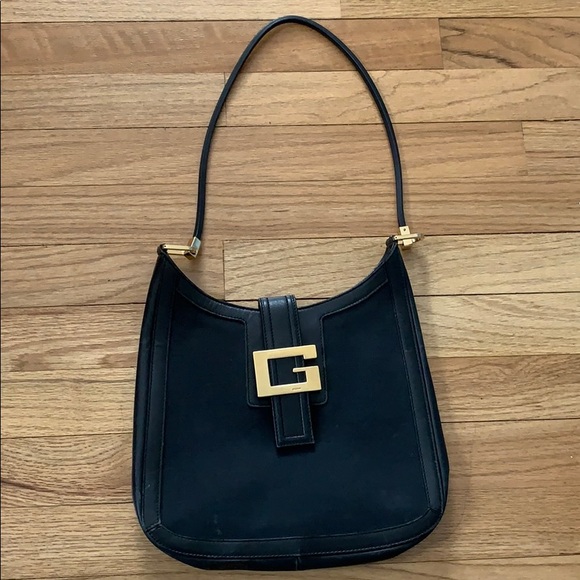 Gucci Handbags - Gucci Purse